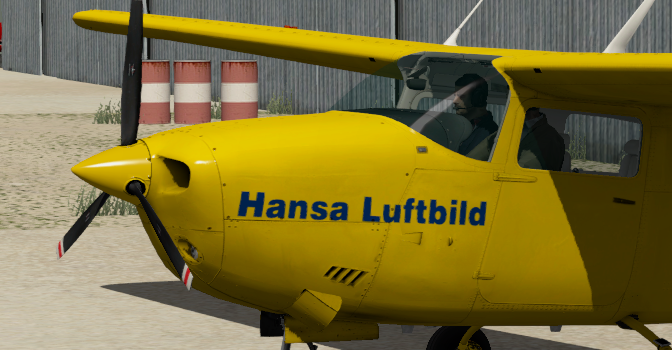 Two amazing Cessna 210 repaints for X-Plane
